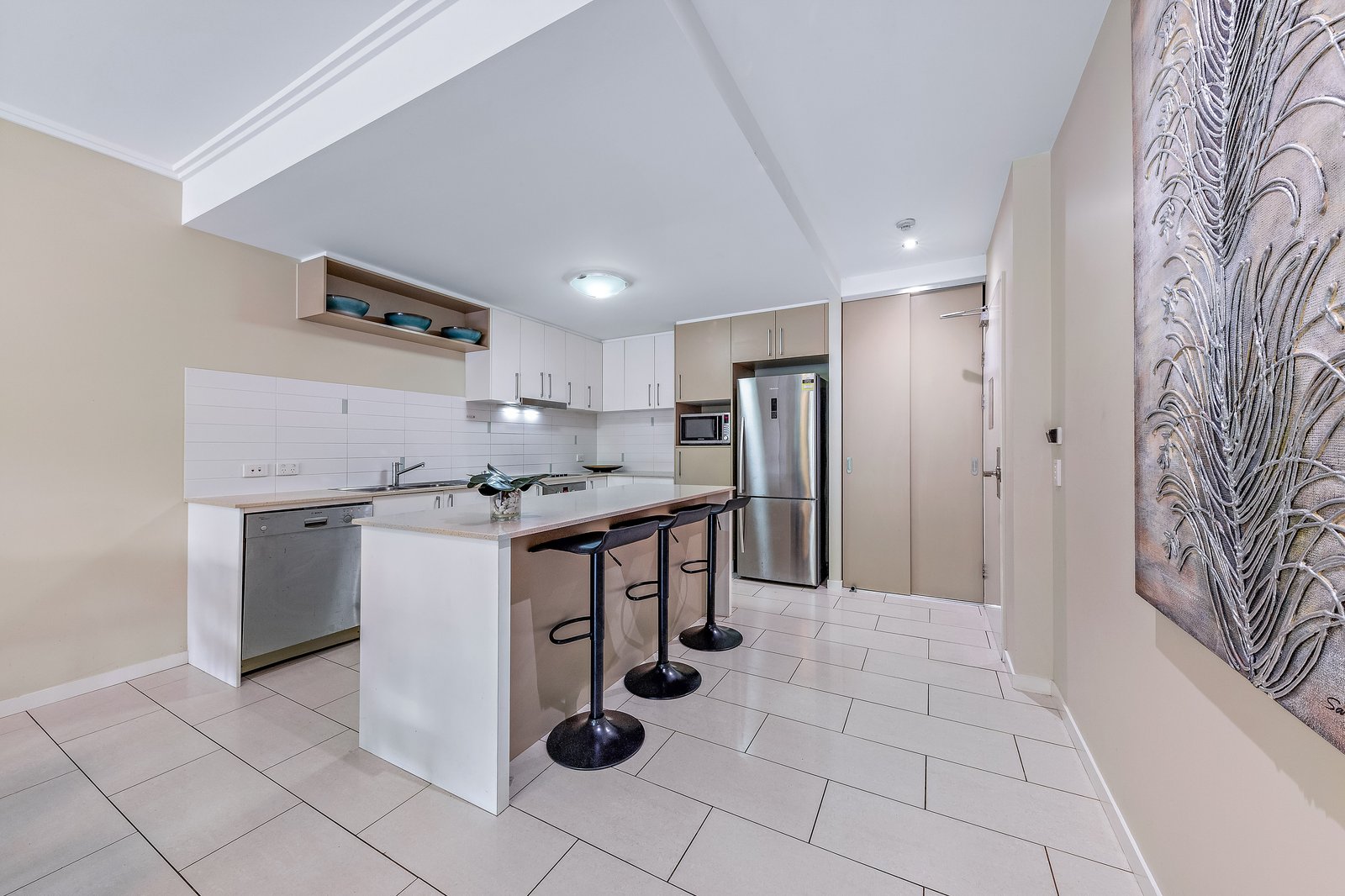 12/15 Flame Tree Court AIRLIE BEACH 2