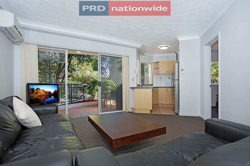 12/150 Marine Parade SOUTHPORT 2