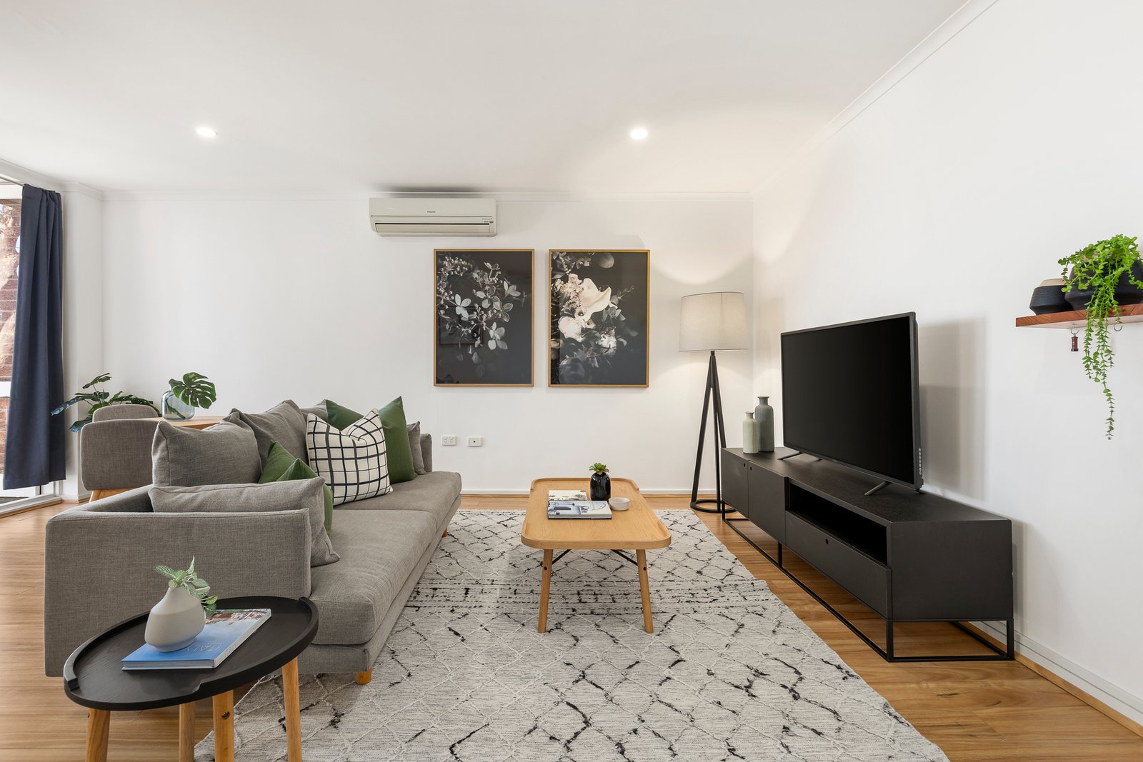 Gallery: 12/158 Bridge Street