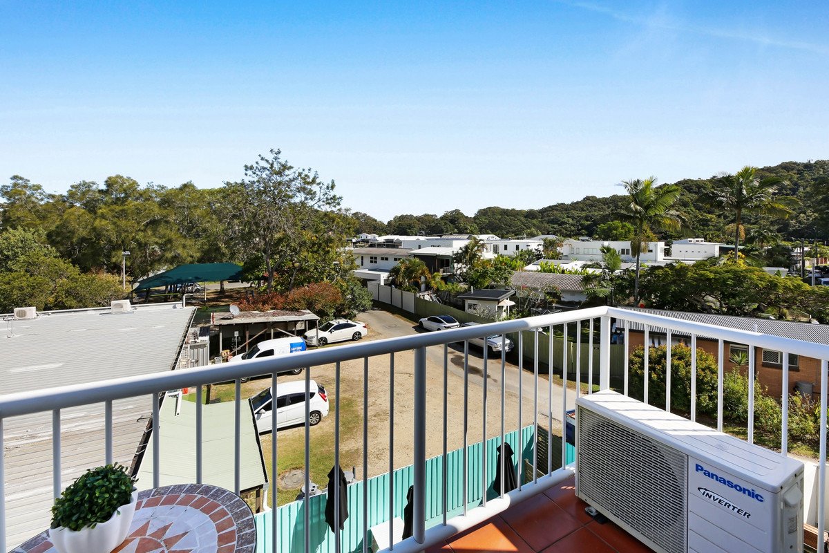 12/16 Djerral Avenue Burleigh Heads 17
