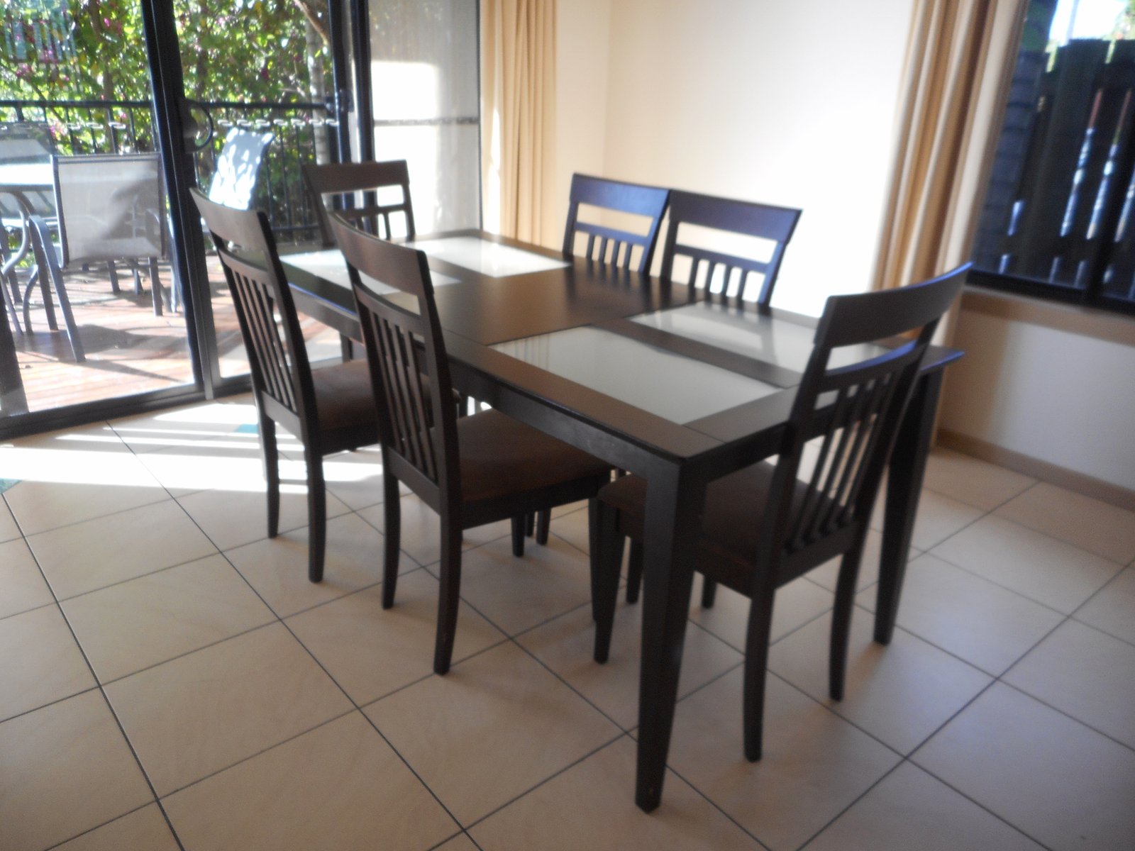 12/164 Shute Harbour Road CANNONVALE 4