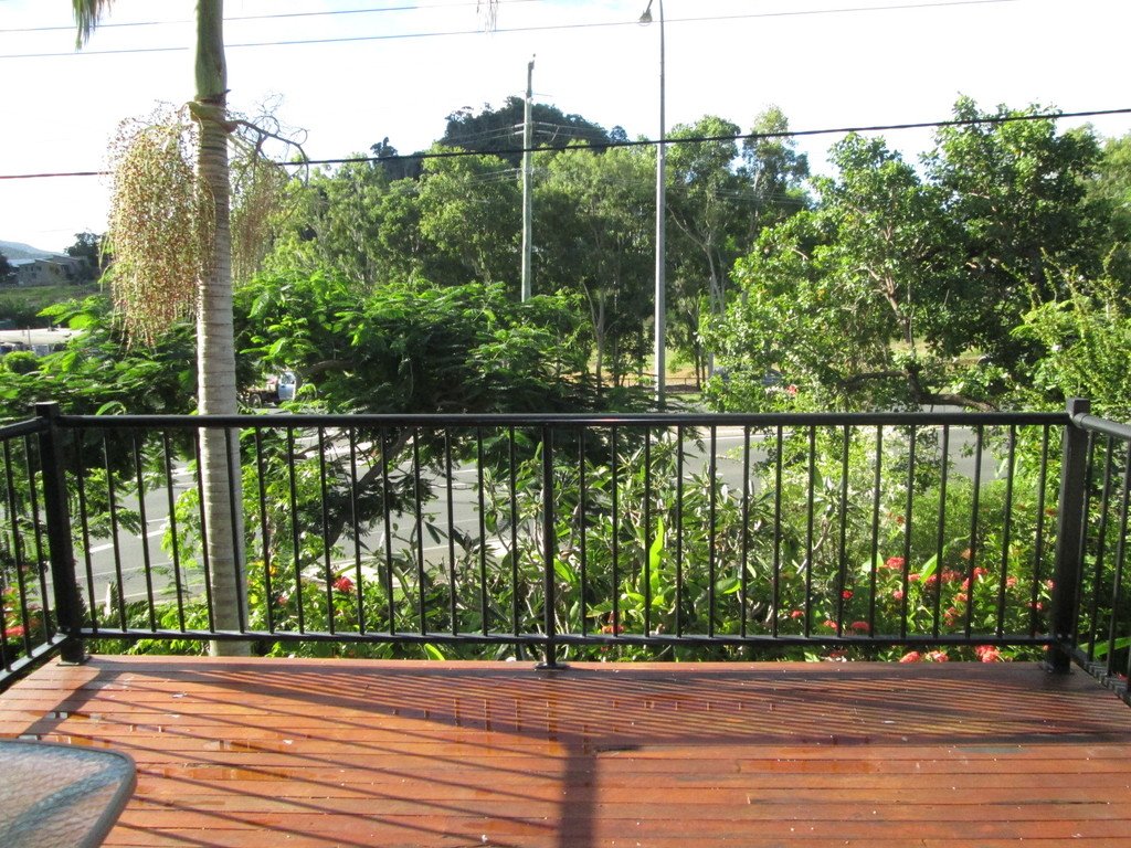 12/164 Shute Harbour Road CANNONVALE 2