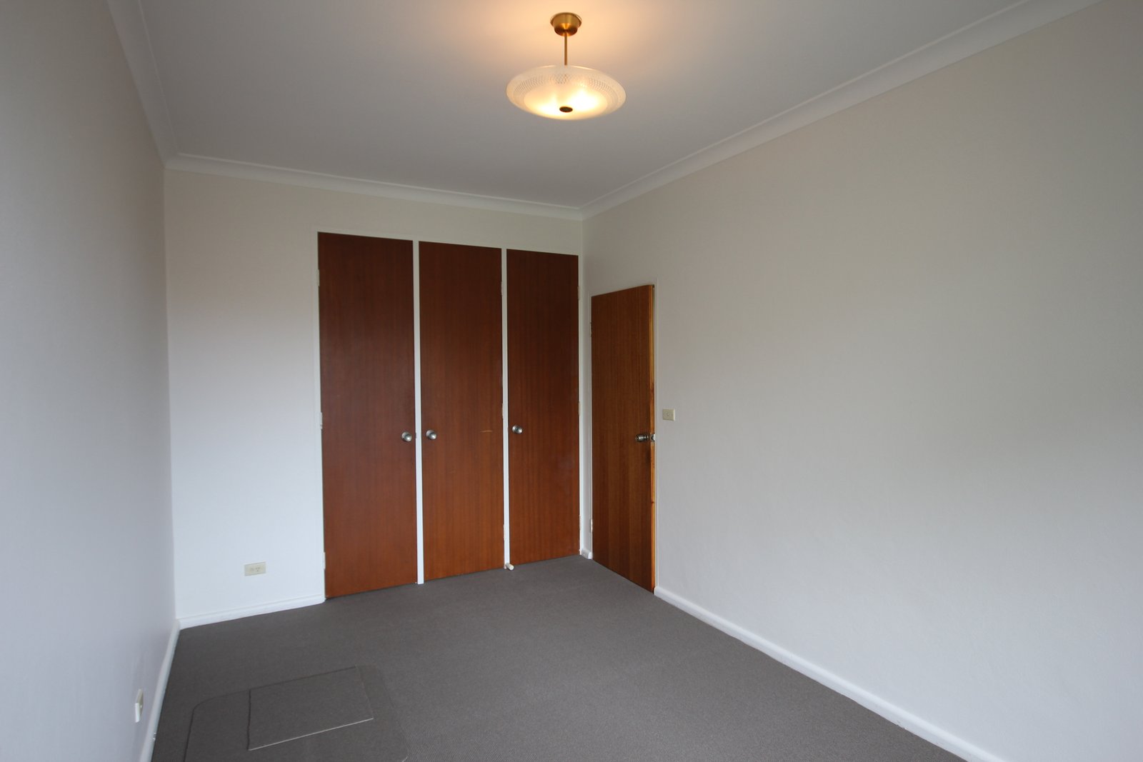 12/17-19 Short Street CARLTON 6