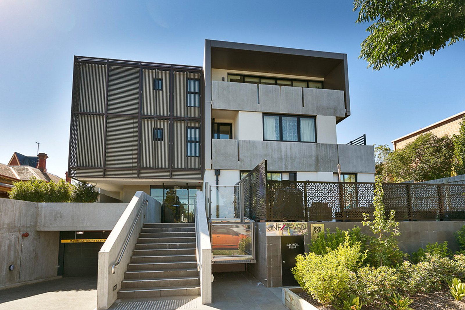 12/17 Riversdale Road, Hawthorn, 3122