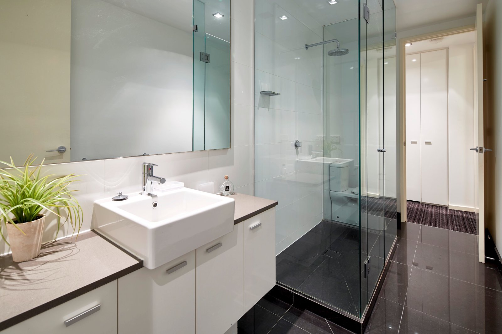 Real Estate and Property in 12/17 Robe Street, St Kilda, VIC