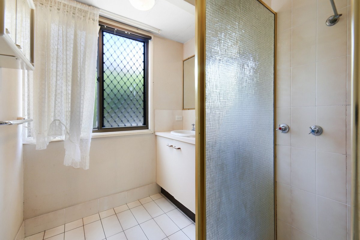 12/172 Barrier Reef Drive Mermaid Waters 9