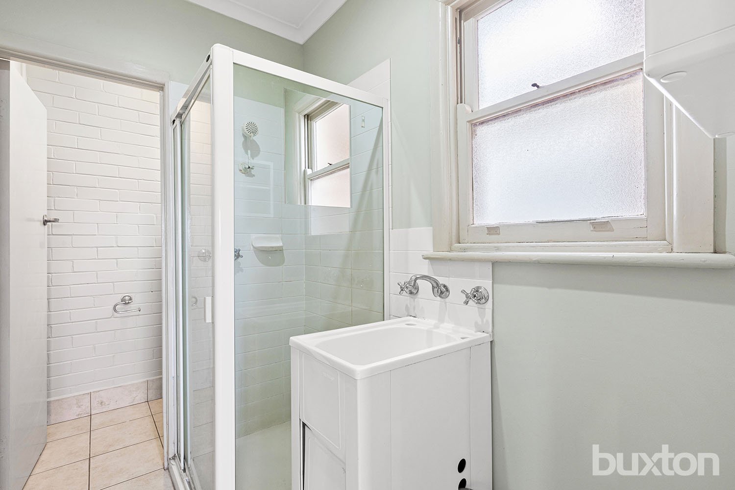 Gallery: 1/218-219 Station Street