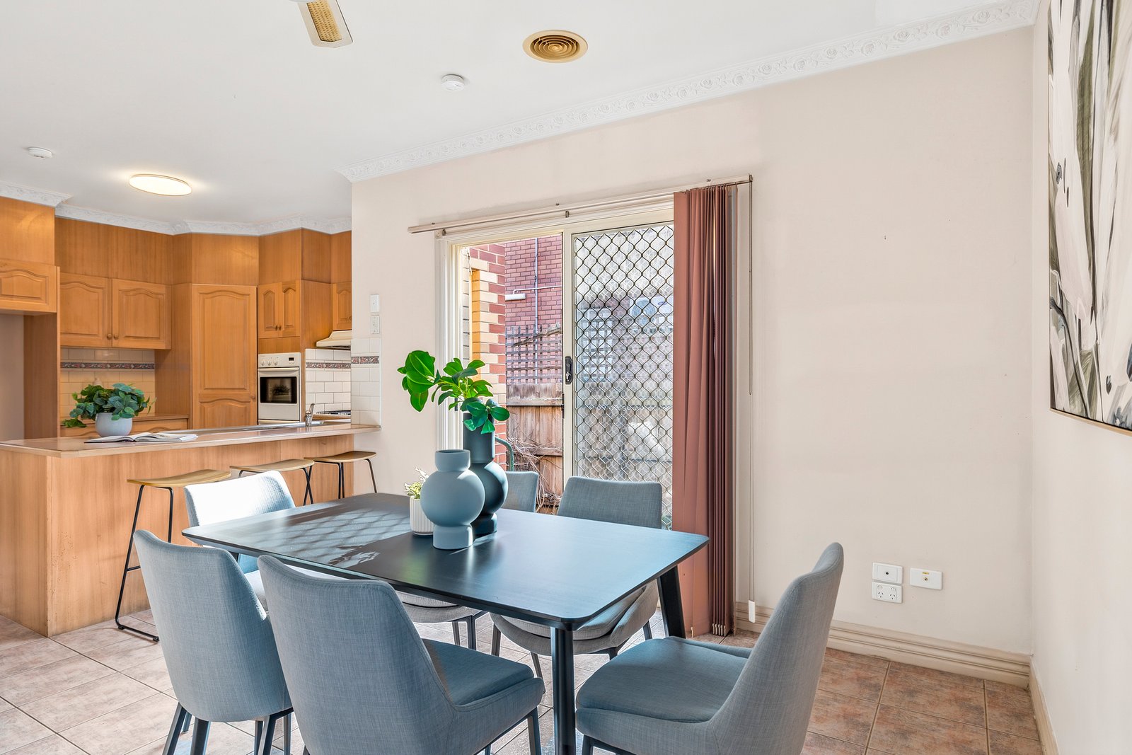 Gallery: 1&2/18 Palmerston Grove