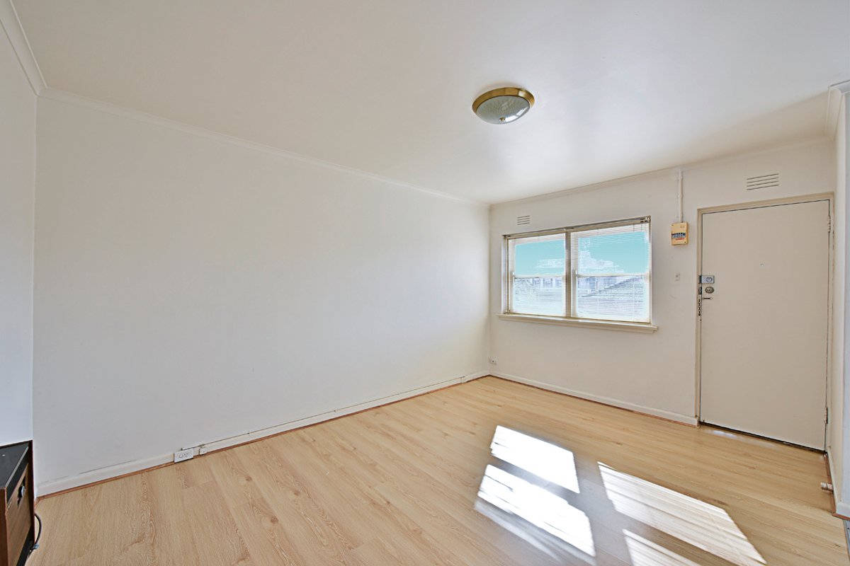 Gallery: 12/18 Pine Avenue