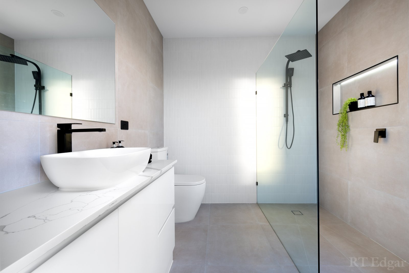 Real Estate and Property in 1/218 Union Street, Brunswick West, VIC