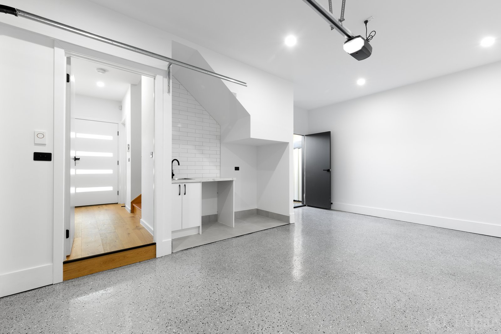 Real Estate and Property in 1/218 Union Street, Brunswick West, VIC