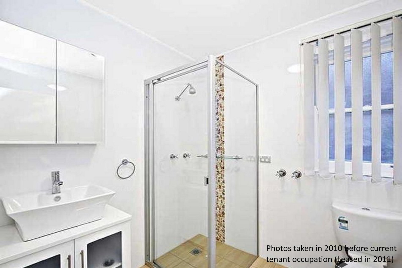 12/180 Russell Avenue DOLLS POINT 6
