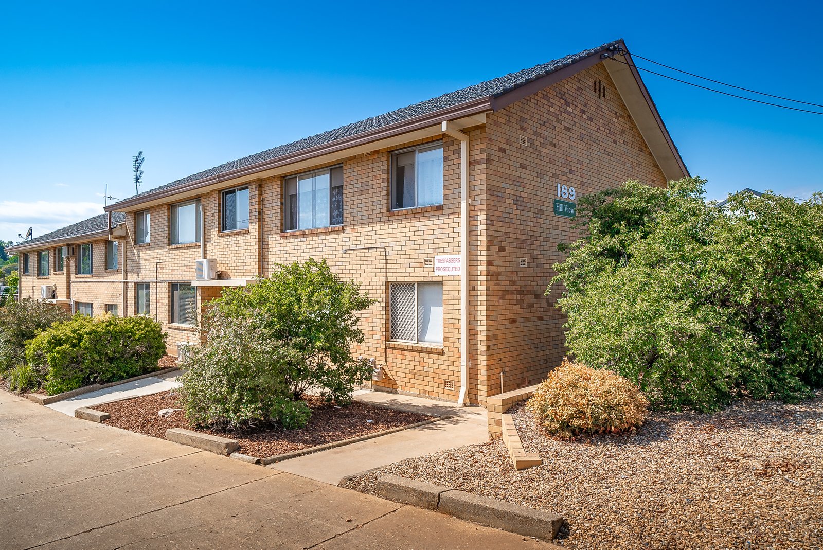 12/189 Lake Albert Road KOORINGAL 1