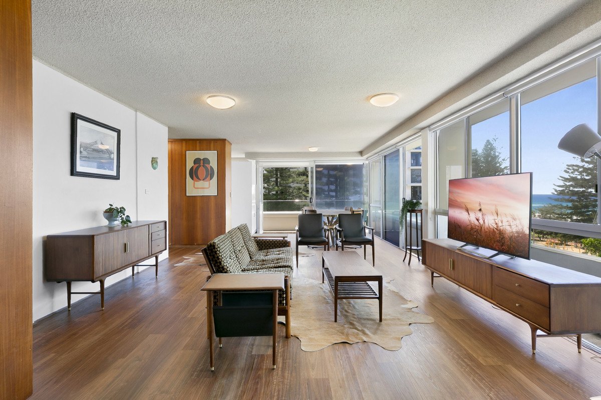 12/194-198 The Esplanade Burleigh Heads 4