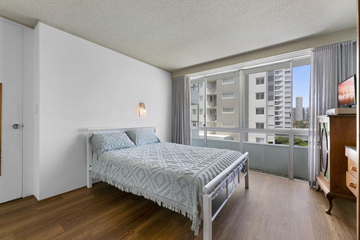 12/194-198 The Esplanade Burleigh Heads 17