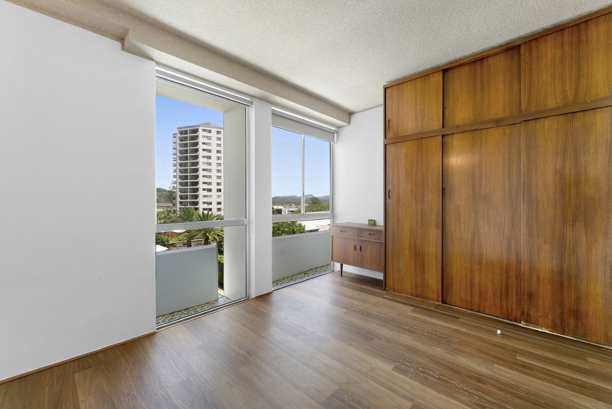 12/194-198 The Esplanade Burleigh Heads 18