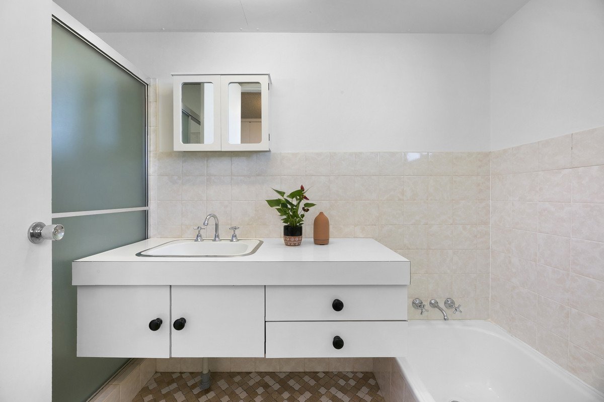 12/194-198 The Esplanade Burleigh Heads 20