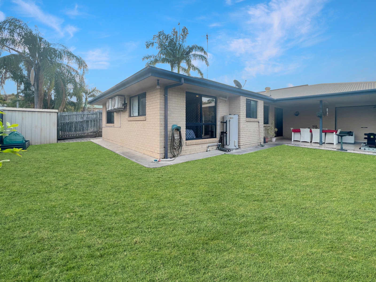 121A Col Brown Avenue CLINTON 2