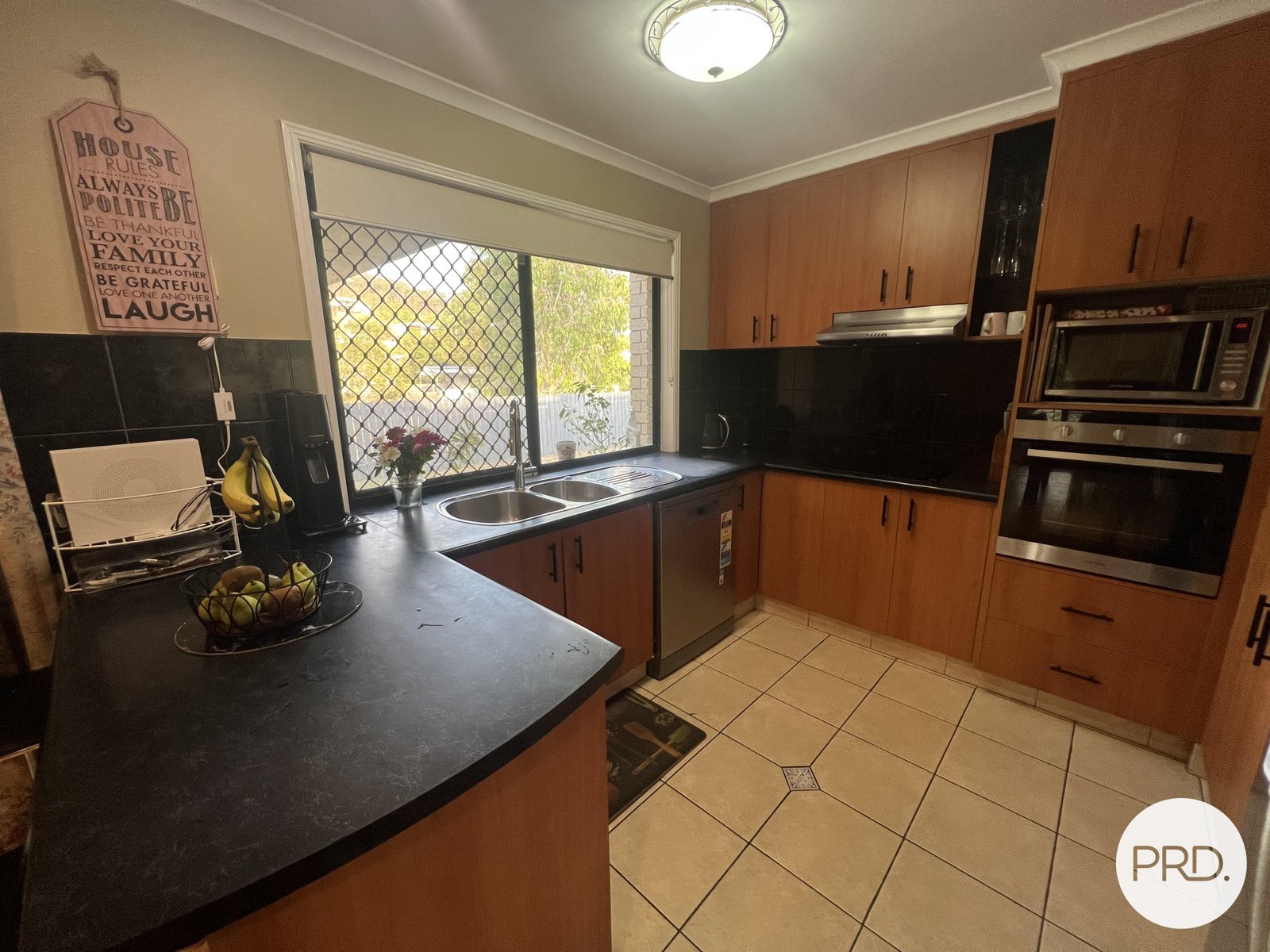 121A Col Brown Avenue CLINTON 6