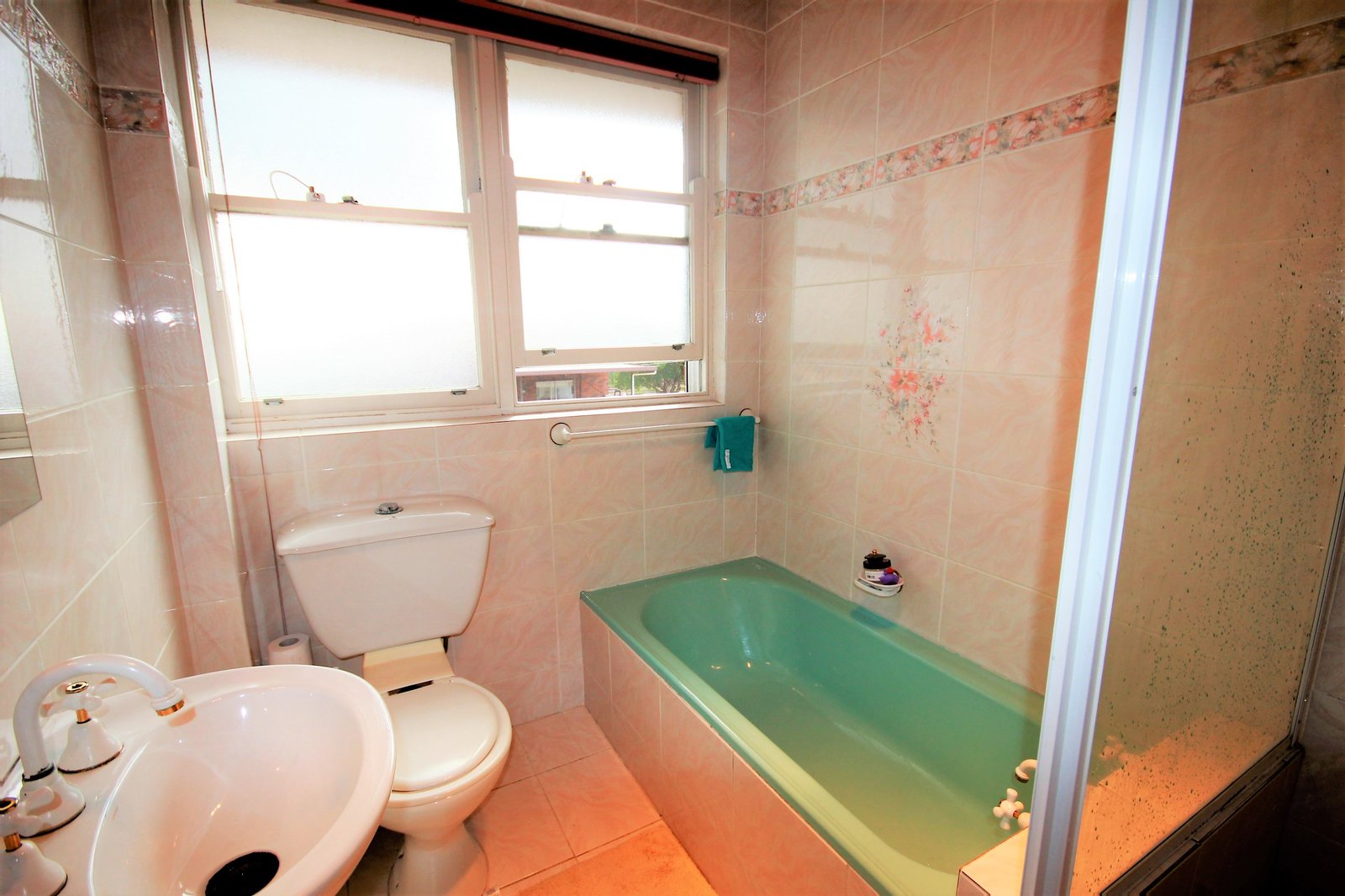 12/1A Ocean Street KOGARAH 2