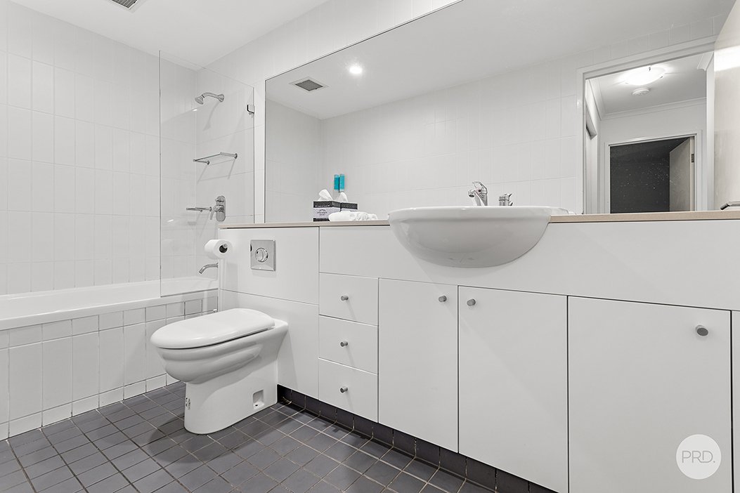 12/1A Tomaree Street NELSON BAY 12
