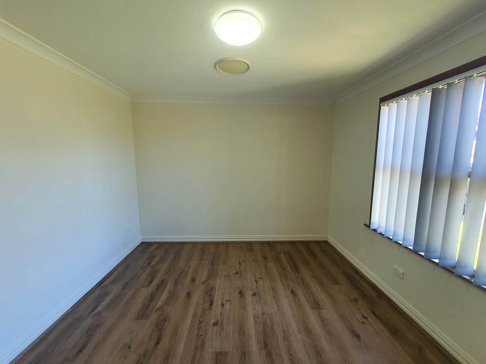 121B Elizabeth Drive LIVERPOOL 4