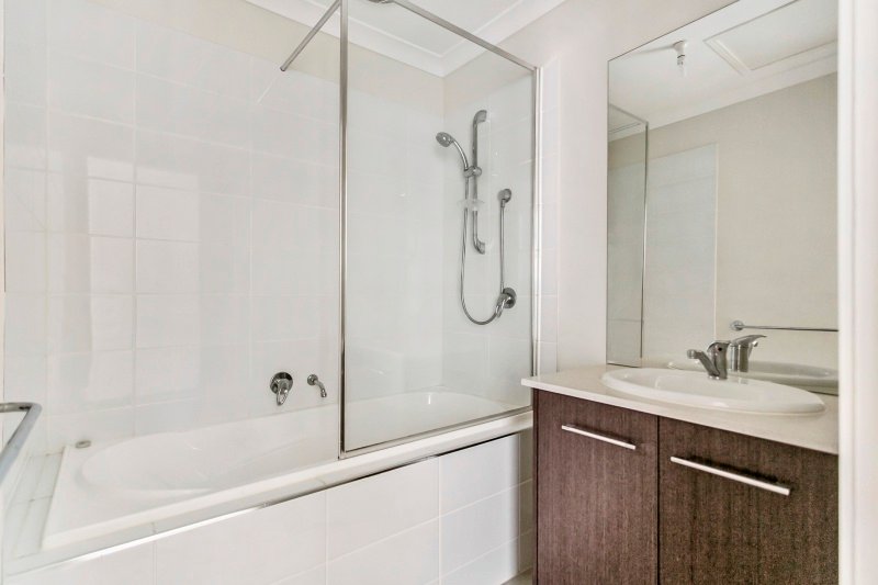 Gallery: 12/2-22 Breaane Place