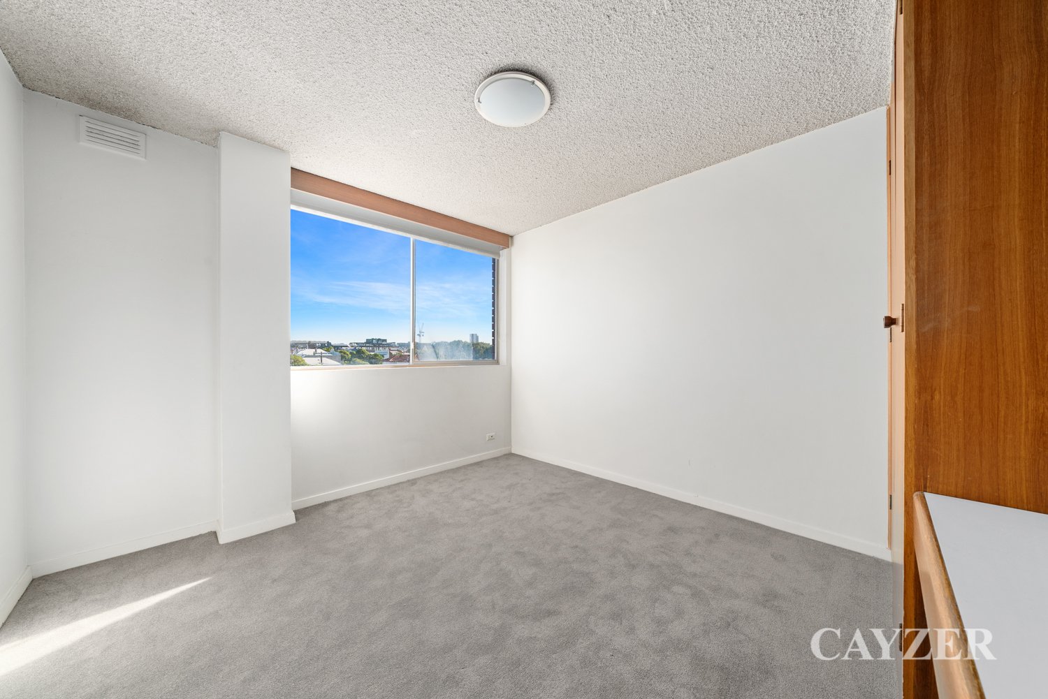 Gallery: 12/2-4 Heather Street