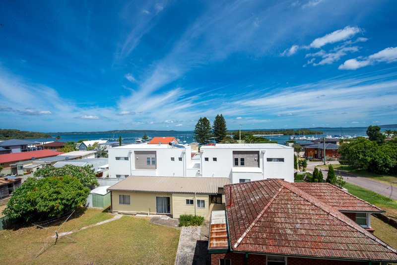 12/2-4 Soldiers Point Road SOLDIERS POINT 24