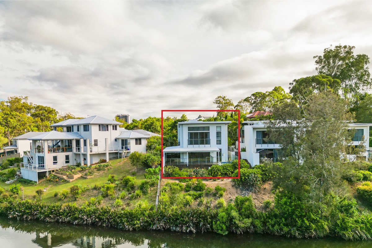 1/22 Andromeda Parade Robina 3