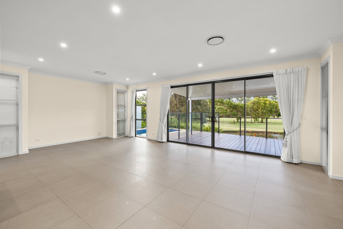 1/22 Andromeda Parade Robina 4