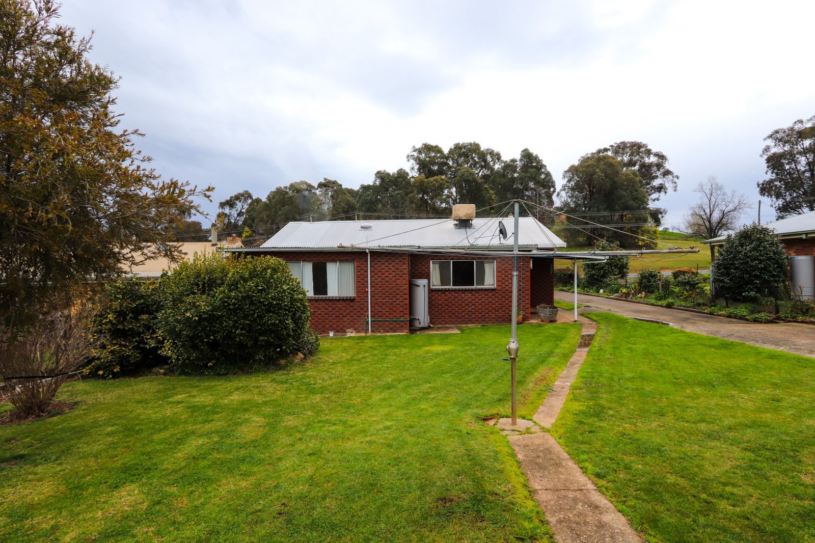 122 Batlow Road TUMBARUMBA 13