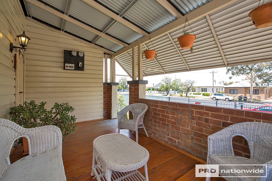 122 Belmore Street TAMWORTH 2