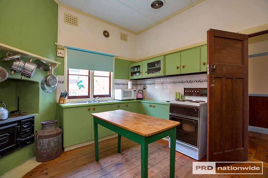 122 Belmore Street TAMWORTH 9