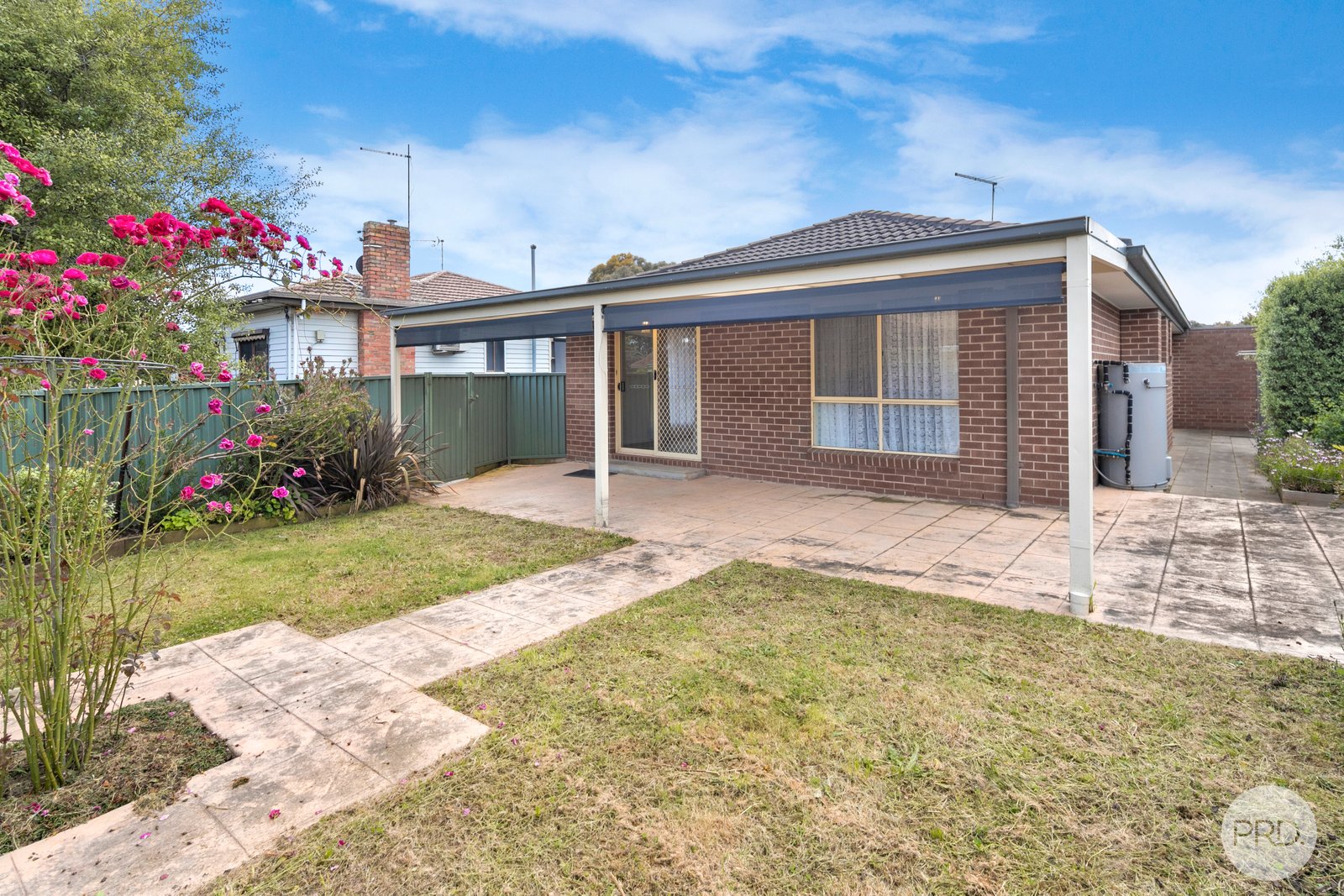 1/22 Bradbury Street BROWN HILL 9