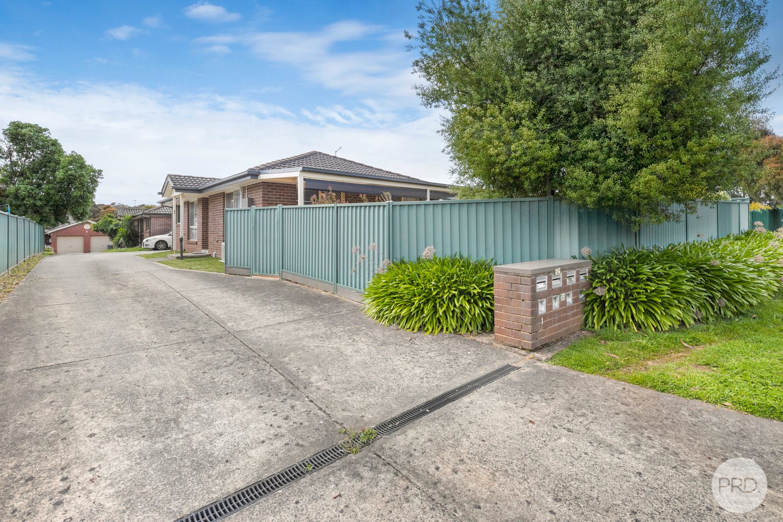 1/22 Bradbury Street BROWN HILL 2