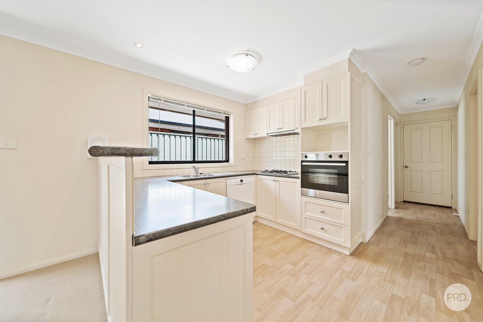 1/22 Brown Street LONG GULLY 2