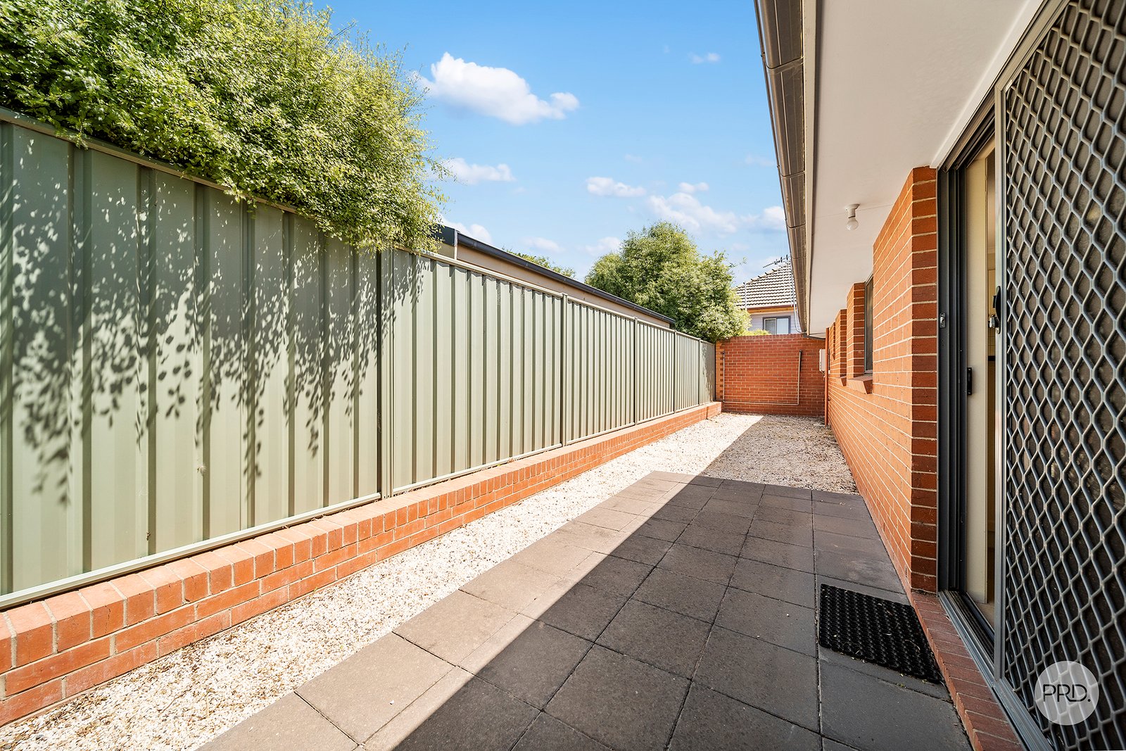 1/22 Brown Street LONG GULLY 8