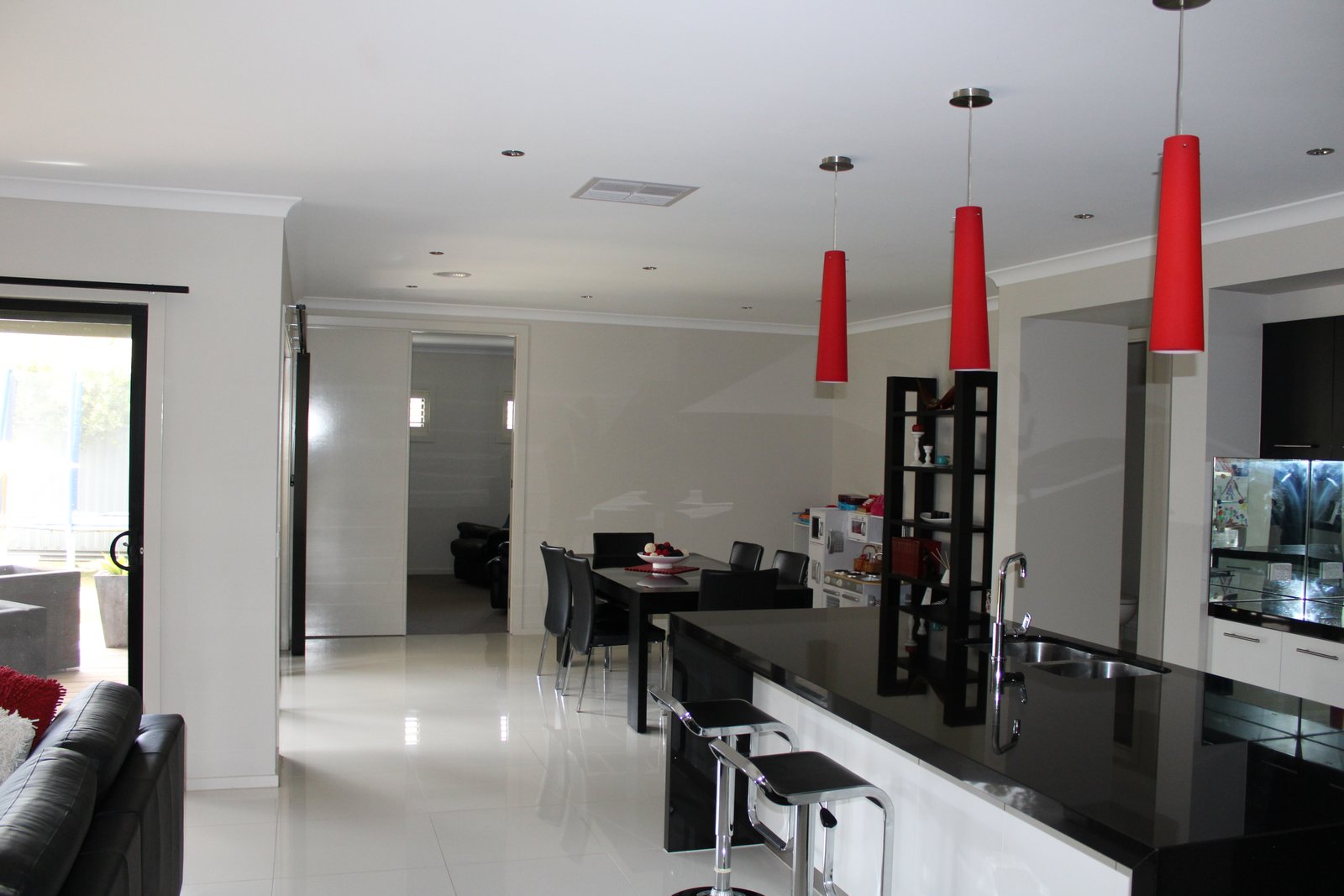 Gallery: 122 Eastlakes Boulevard