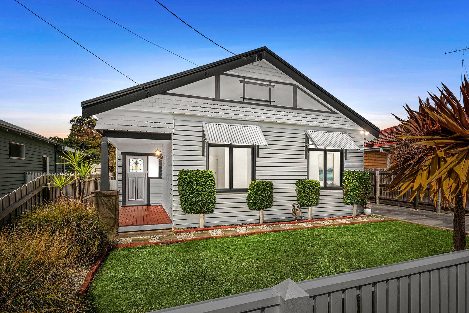 Gallery: 122 Elizabeth Street