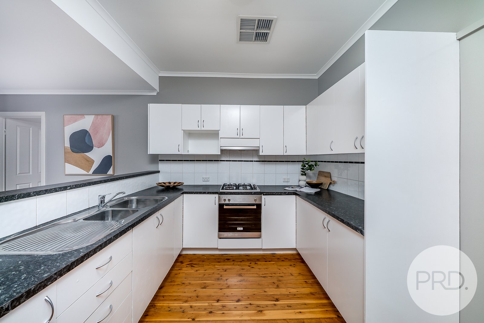 122 Fernleigh Road MOUNT AUSTIN 5