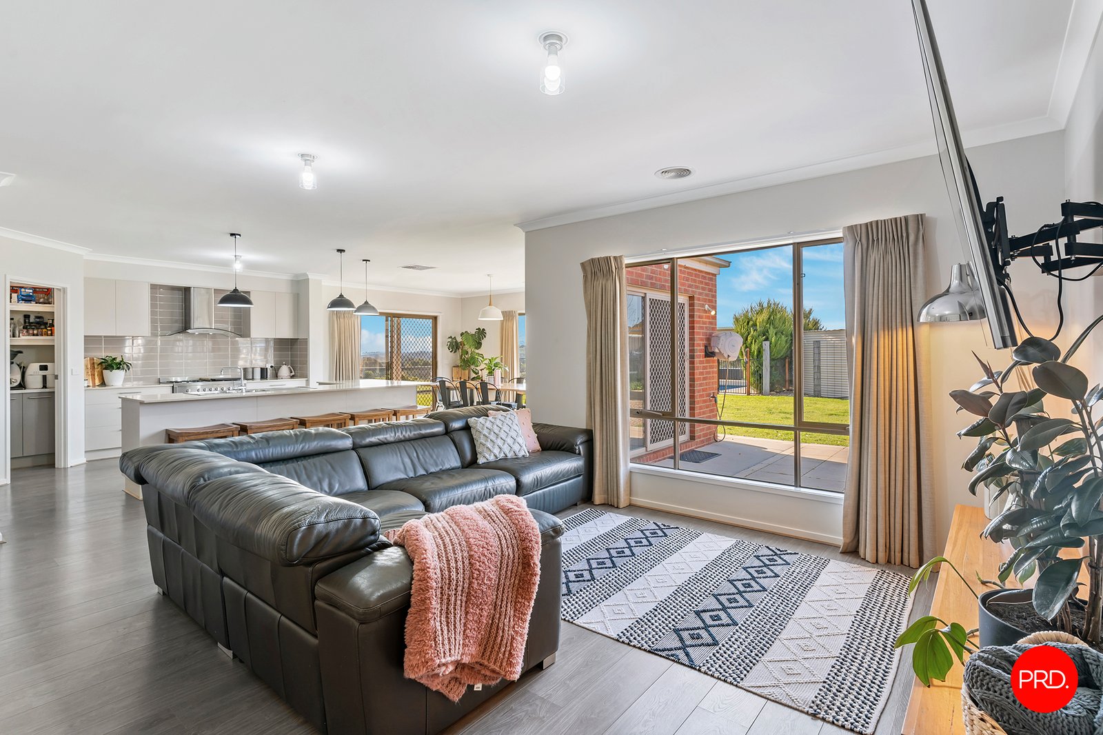 122 Hamilton Way LOCKWOOD SOUTH 9