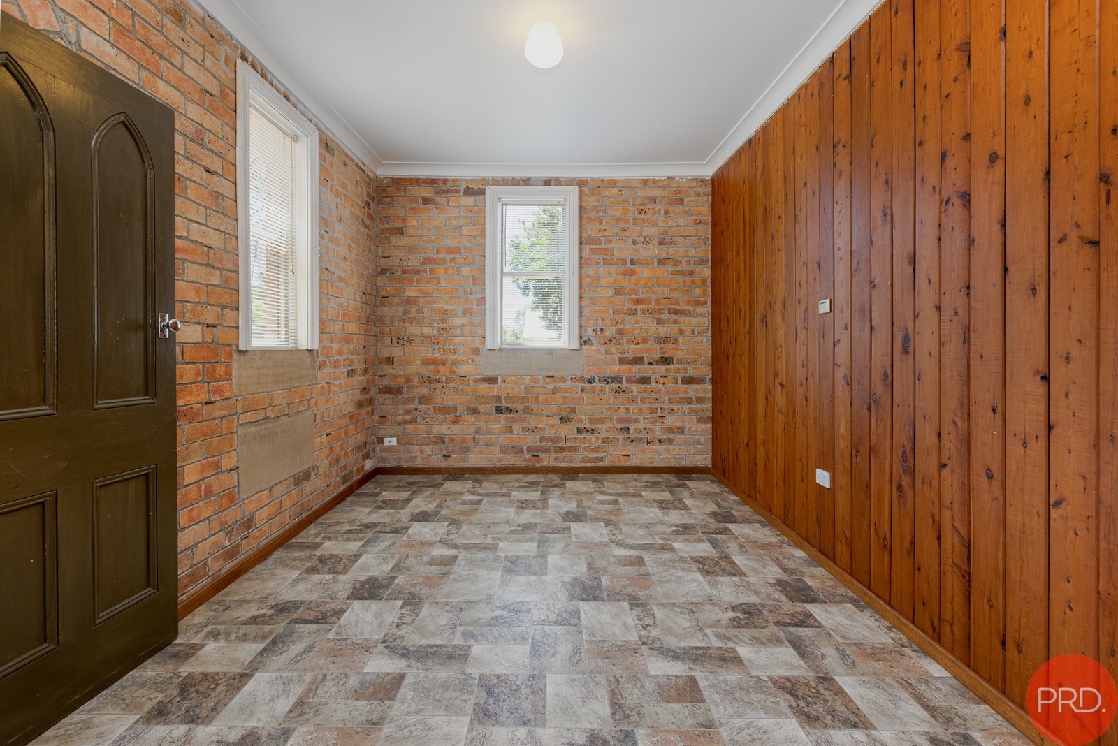 1/22 High Street LARGS 2