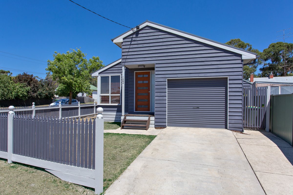 Gallery: 122 Johns Street