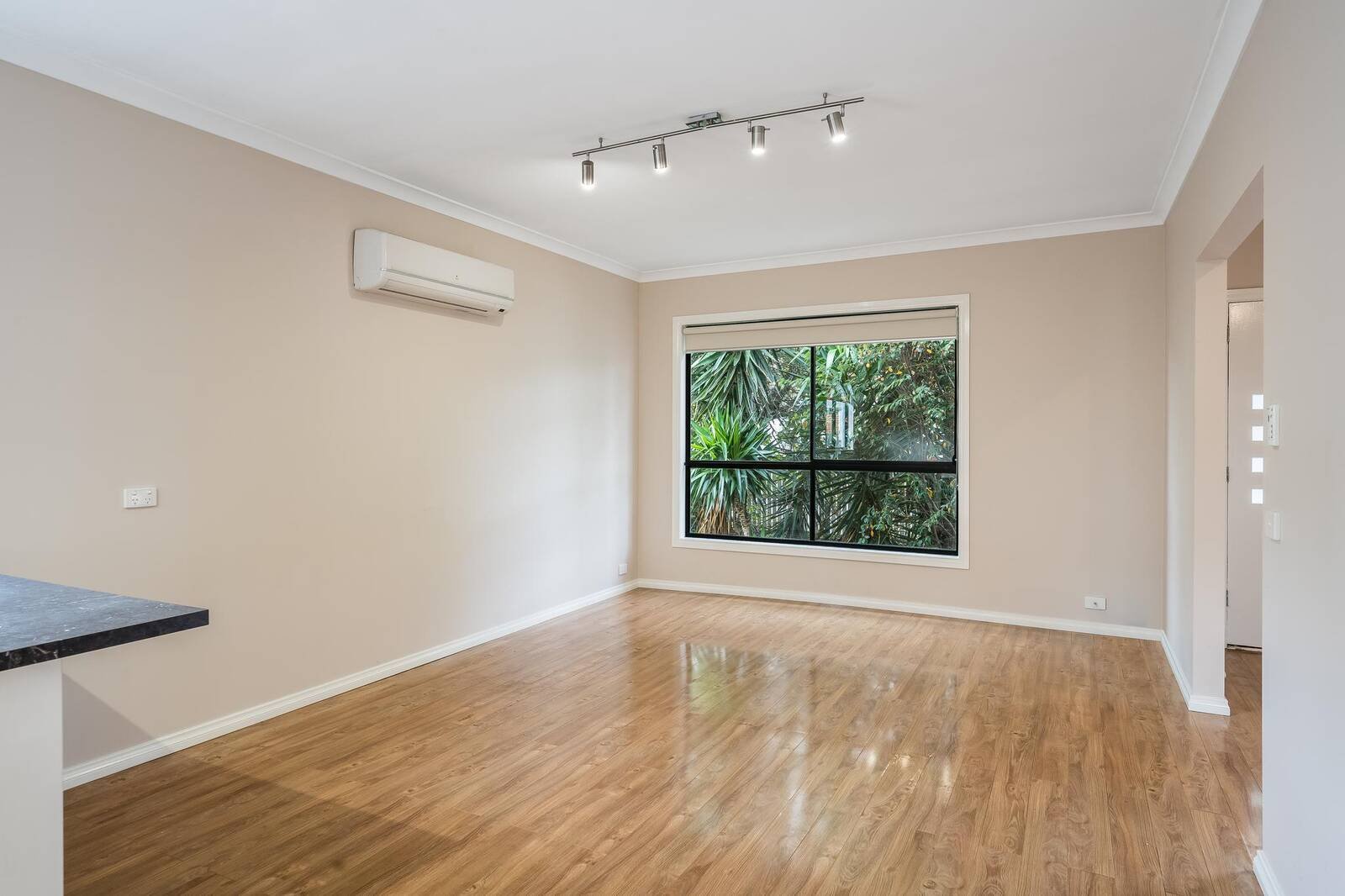 Gallery: 1/22 Lancaster Avenue