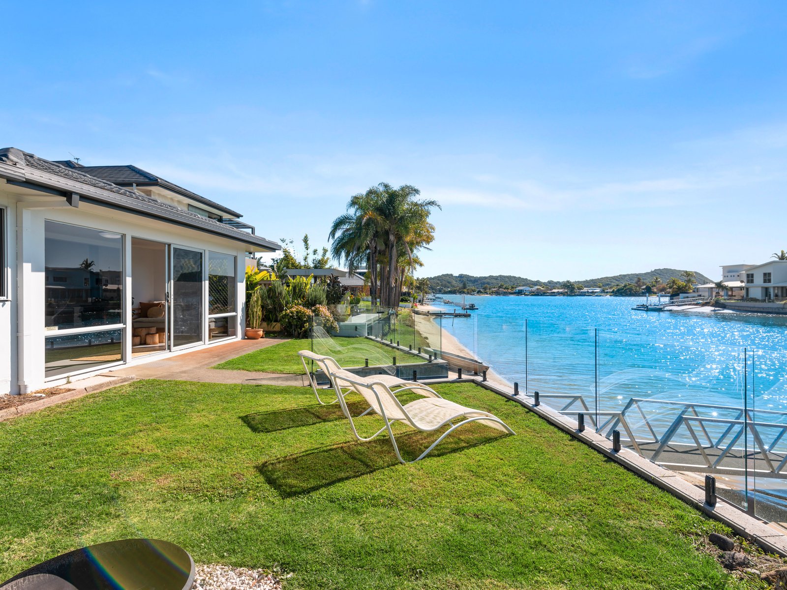 122 Mallawa Drive PALM BEACH 4