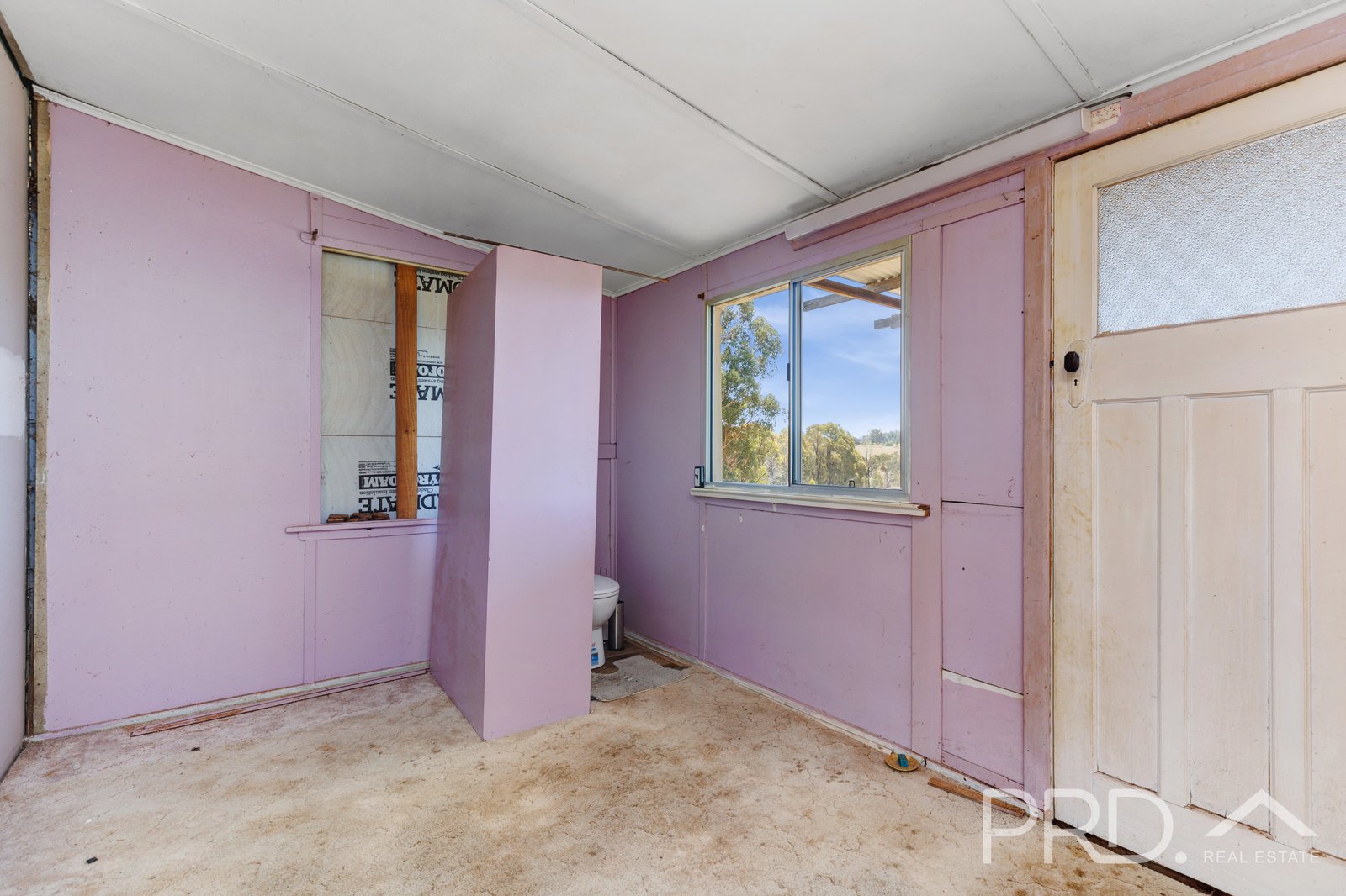 122 Mayday Road BATLOW 13