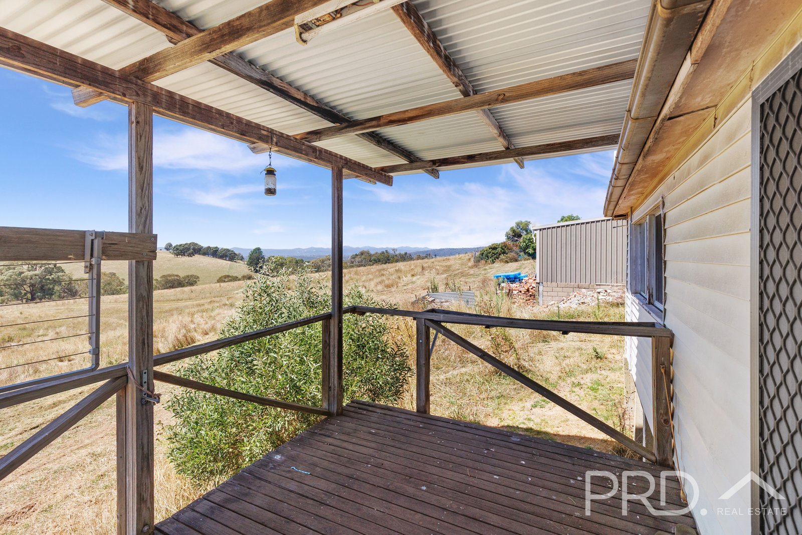122 Mayday Road BATLOW 16