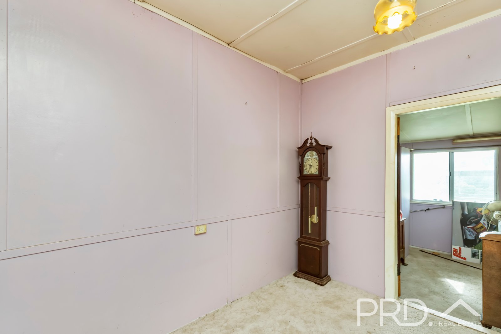 122 Mayday Road BATLOW 13