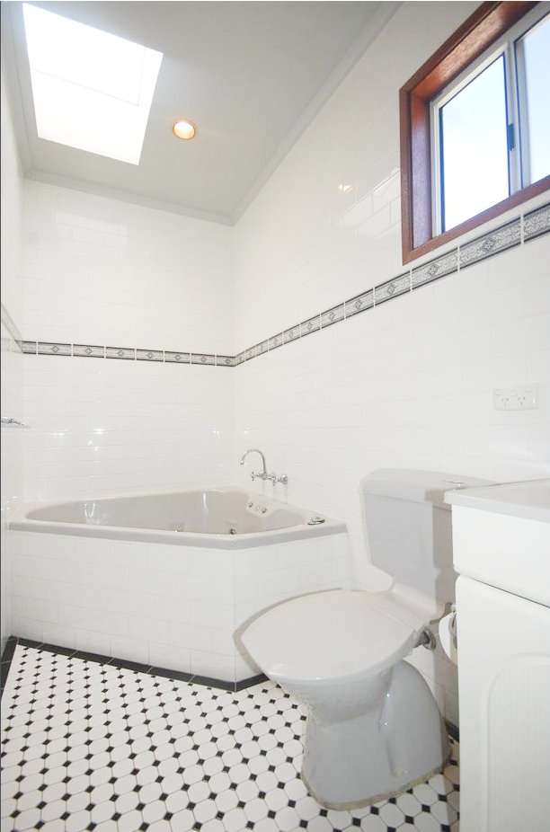 122 Meadow Street KOORINGAL 7